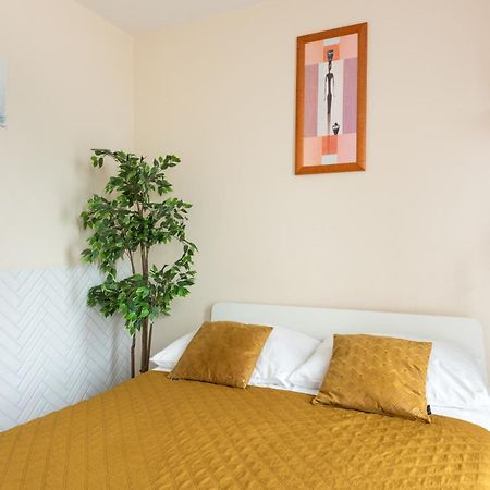 Cozy Modern Apartment Astoria Magic Orange Old Town Cracóvia Exterior foto