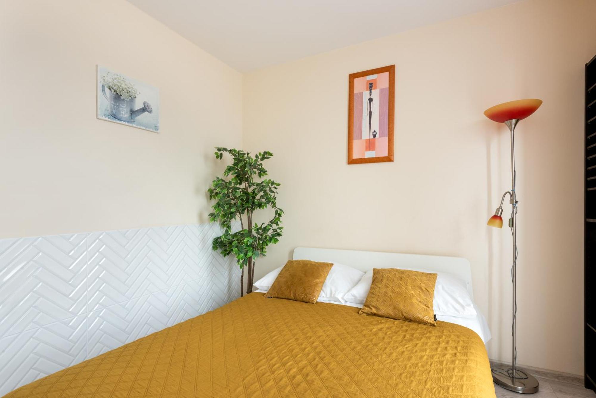 Cozy Modern Apartment Astoria Magic Orange Old Town Cracóvia Exterior foto
